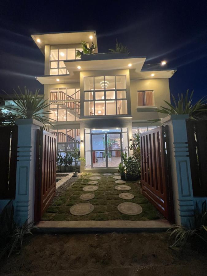 Rich-Vania Suites General Luna  Dış mekan fotoğraf
