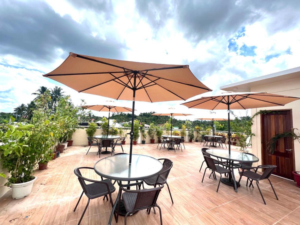 Rich-Vania Suites General Luna  Dış mekan fotoğraf