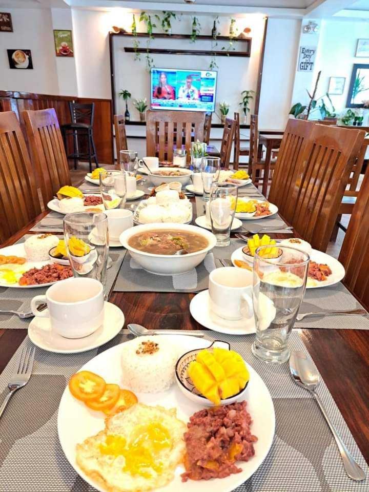 Rich-Vania Suites General Luna  Dış mekan fotoğraf